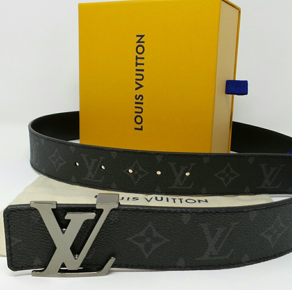 Like New Authentic Reversible Belt LV 90 30 32